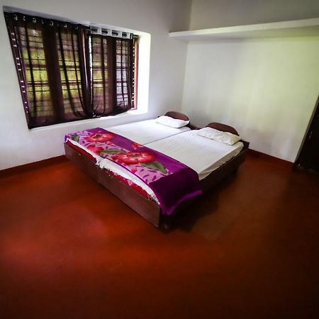 Misty Valley Hill Resorts Nelliyampathy Buitenkant foto